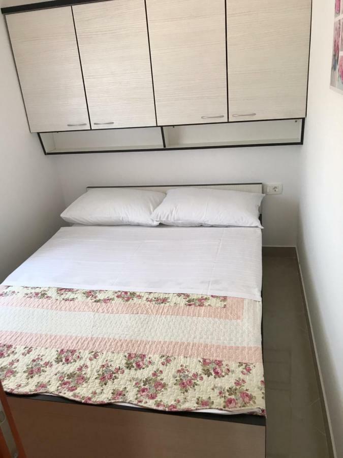 مارينا Apartmani Sanja المظهر الخارجي الصورة